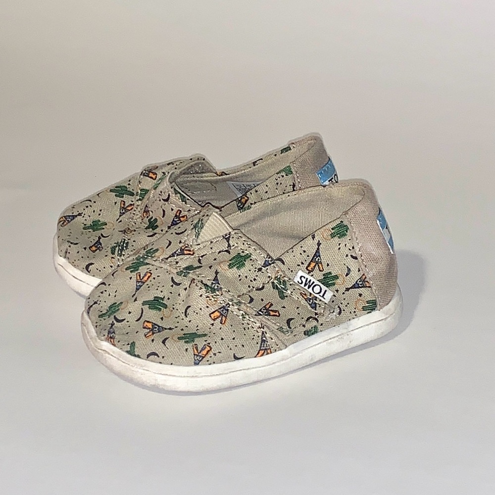 Toms Tan and Green Cactus Print Baby Walker Shoes Slip-On Canvas